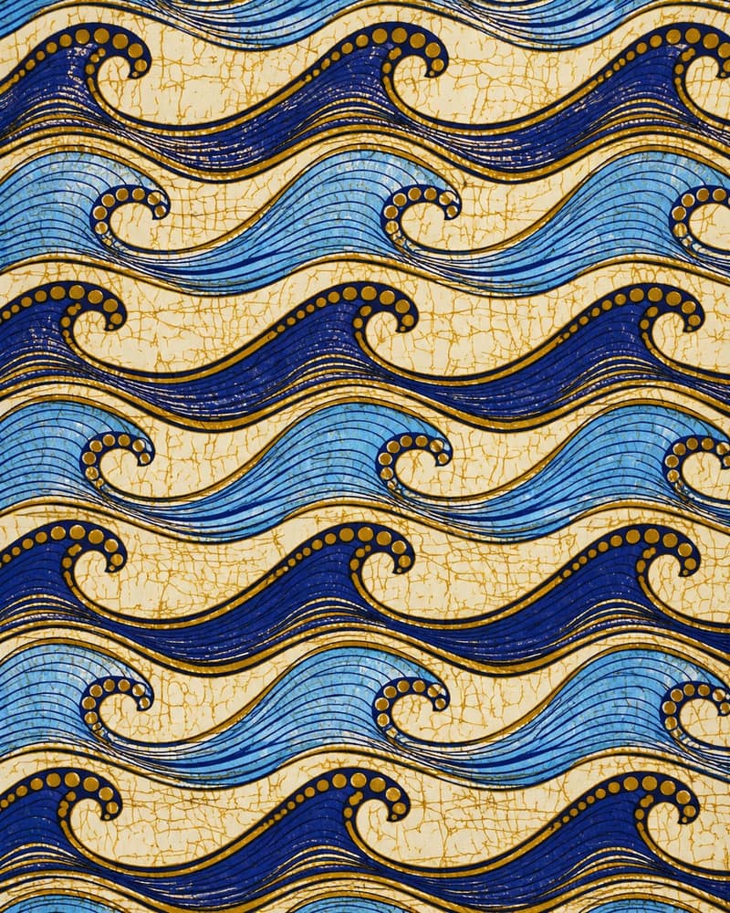 Wave Border fabric — Pattern